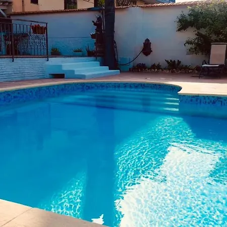 Sofi House-appartamento In Con Piscina דירה סקפאטי